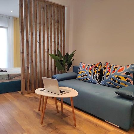 Sea Pleasure Studio Peraía Екстериор снимка